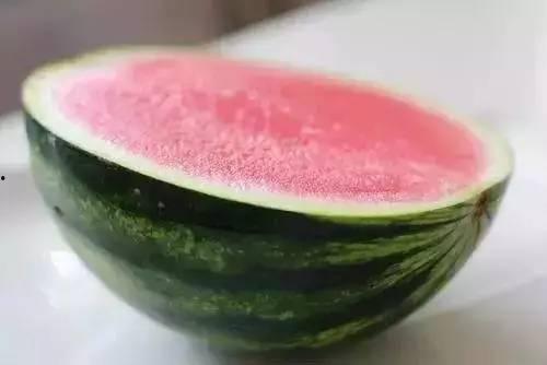 吃瓜爆料 怀仁最近网红大瓜,揭秘最近爆火的“大瓜”事件